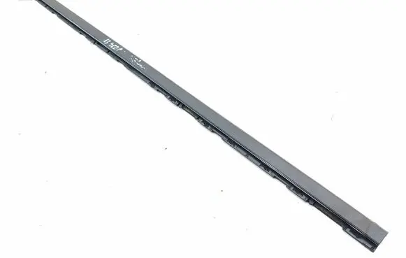 Peugeot 308 Front door glass trim molding 
