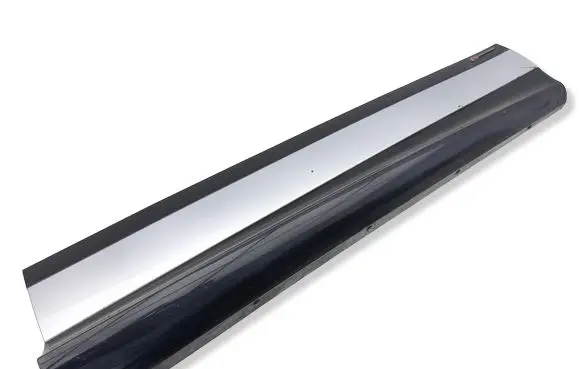 Land Rover Evoque II Front door trim (molding) K8D221064C
