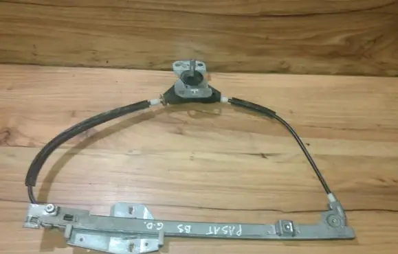 Volkswagen PASSAT B3 Sliding door window regulator with motor