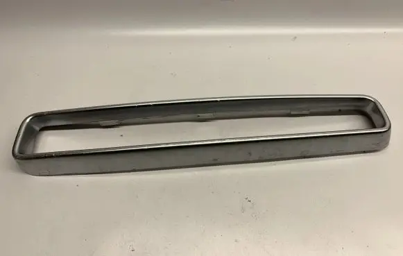 Dodge Challenger Front grill 15LA133AA