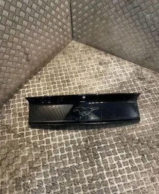 Ford Mustang VI Tailgate trim FR3B6342504
