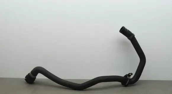 Audi A4 S4 B9 8W Engine coolant pipe/hose 8W0145919C