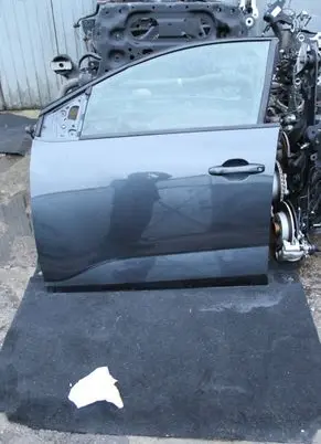 Dacia Logan III Front door