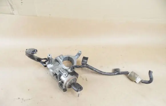 Mitsubishi Pajero Sport I Ignition lock
