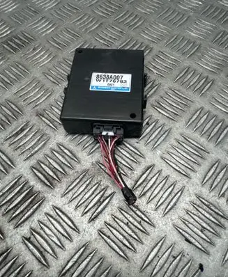 Mitsubishi Shogun Parking PDC control unit/module 8638A007 6921 W1T76783