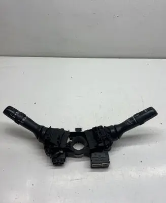 Lexus IS 220D-250-350 Wiper turn signal indicator stalk/switch 17F100