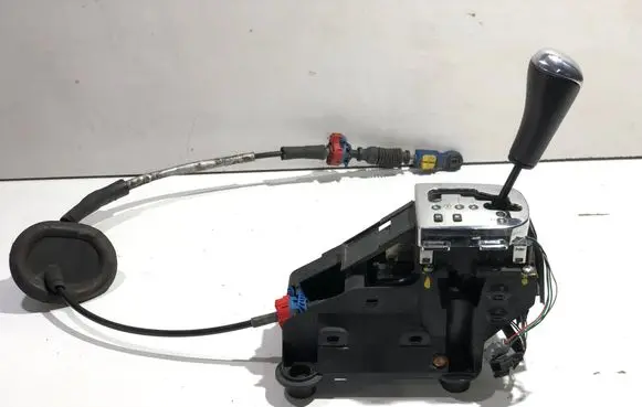 Peugeot 307 CC Gear shifter/selector 9647116280