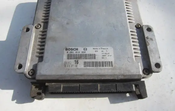 Citroen Xsara Picasso Engine control unit/module 9641607180 0281010358 EDC15C2