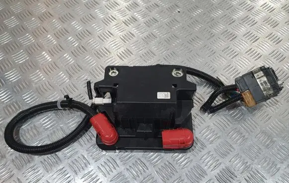 Infiniti Q50 Voltage converter inverter 243024GA0A