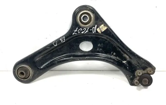 Peugeot 1007 Front lower control arm/wishbone