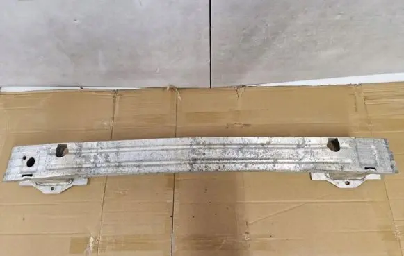 Opel Ampera Rear bumper support beam 
