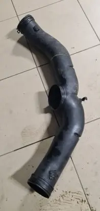 Audi Q7 4L Air intake hose/pipe 7L6129627G