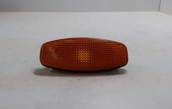 Hyundai Santa Fe Front fender indicator light 92305260