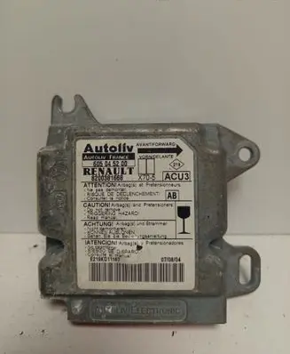 Renault Master II Airbag control unit/module 8200381668 605045200