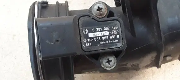 Volkswagen PASSAT B5.5 Air pressure sensor 038906051B 0281002399