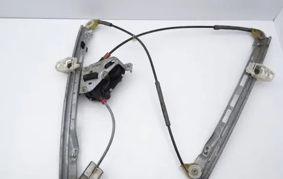 Peugeot 206 Front door manual window regulator