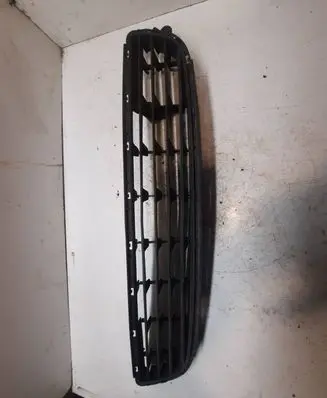 Opel Zafira B Front bumper lower grill 13124978