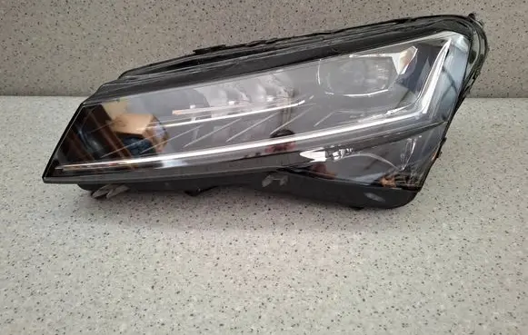 Skoda Superb B8 (3V) Headlight/headlamp 3V1941015D 000000F09T