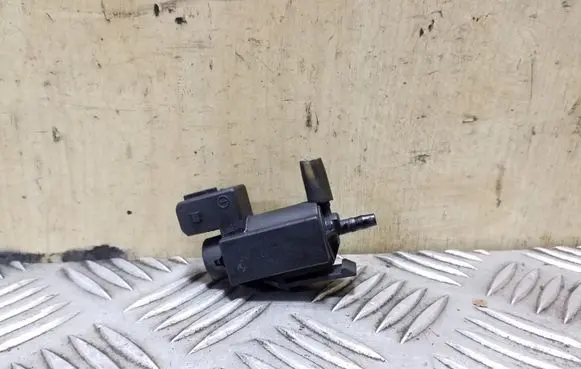 BMW X5 E70 Turbo solenoid valve 1742712 72234100