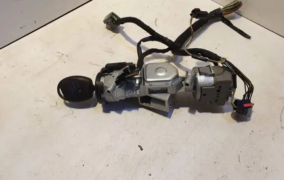 Ford Focus Ignition lock 3M513F880AD