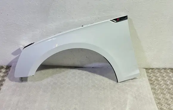 Audi A5 Fender 8W6821091