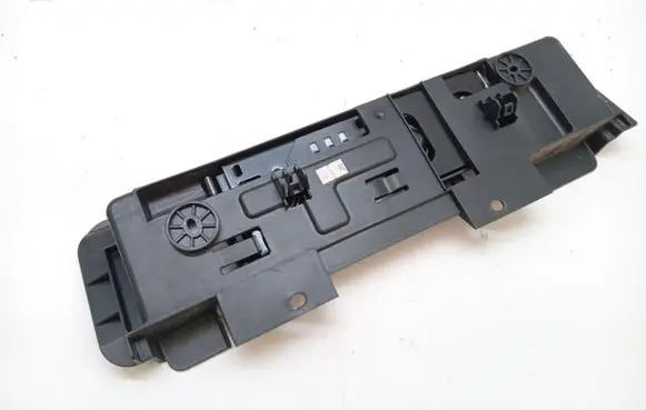 Peugeot 5008 Rear/tail light trim molding 9687718377