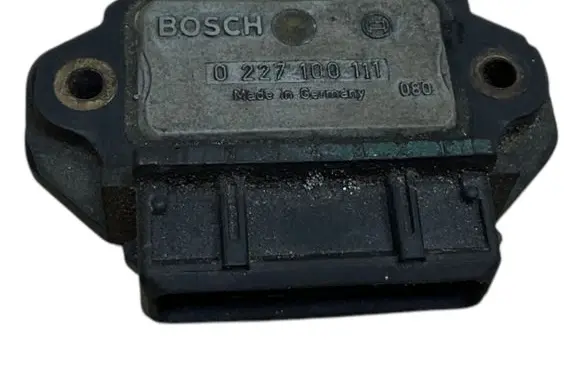 BMW 3 E30 Ignition amplifier control unit 0227100111