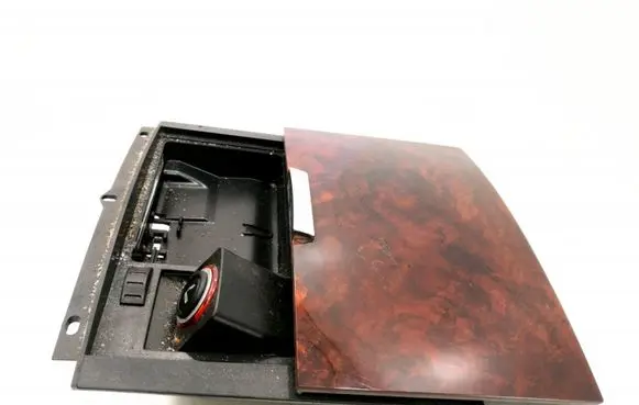 Ashtray (front)