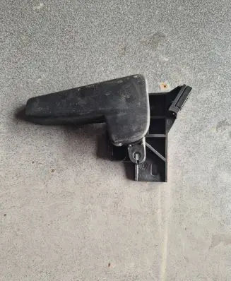 Skoda Superb B8 (3V) Engine bonnet (hood) release handle 6R1823633