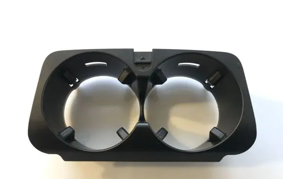 Cup holder front
