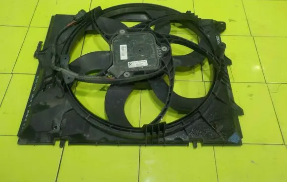 BMW 3 E90 E91 Fan set 7588974 PP8