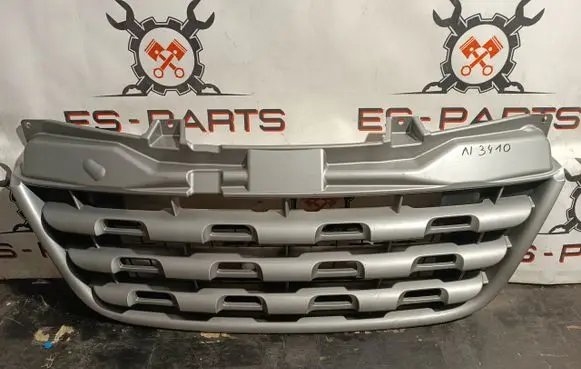 Renault Master III Front bumper upper radiator grill 62310025
