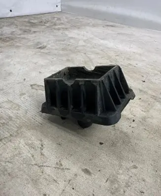 BMW X2 F39 Jacking socket point 7123311 11884410 51717123311