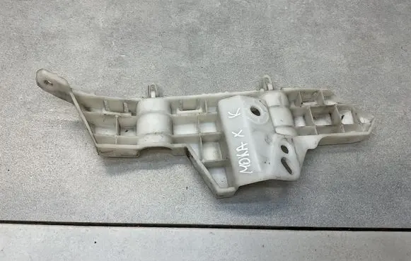 Opel Mokka X Front bumper mounting bracket 42669317