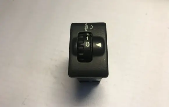 Suzuki Grand Vitara I Headlight level height control switch 32932074
