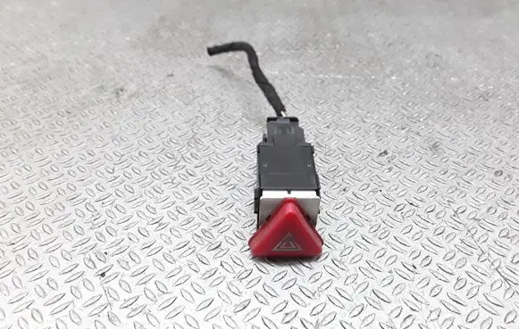 Skoda Fabia Mk1 (6Y) Hazard light switch 6Y0953235