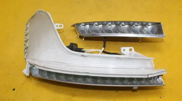 BMW 3 G20 G21 Tail light bulb cover holder