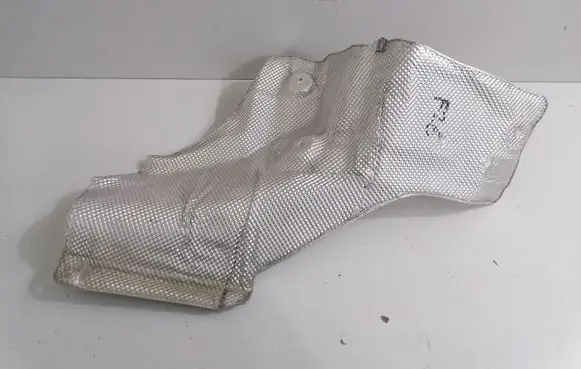 BMW X3 F25 Heat shield in engine bay 7213683