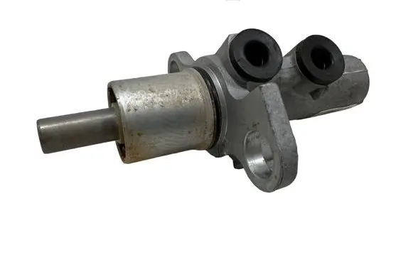 Audi A8 S8 D3 4E Master brake cylinder 2686