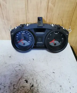 Renault Megane II Speedometer (instrument cluster) 8200306535