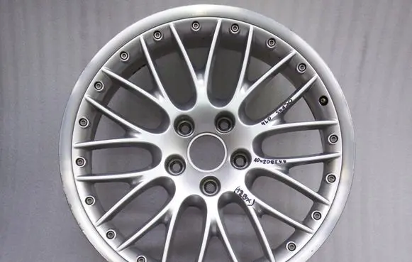 Audi Q7 4L R20 alloy rim 