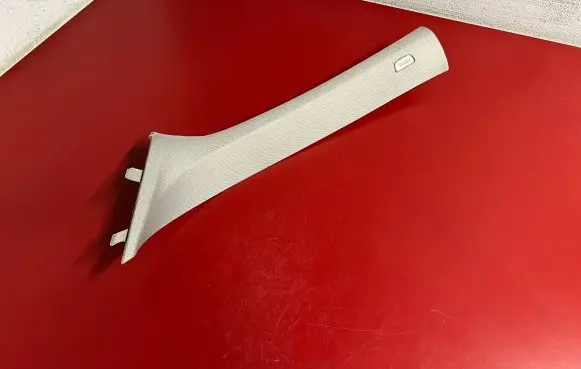BMW X1 F48 F49 (A) pillar trim 7402607 51477402607