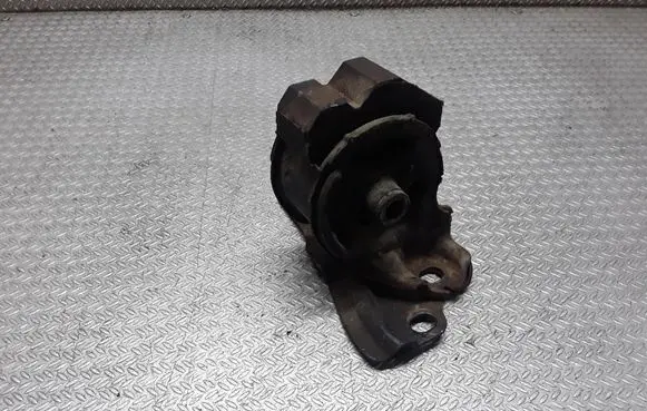 Honda Prelude Engine mount bracket V4AT