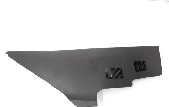 Foot area side trim