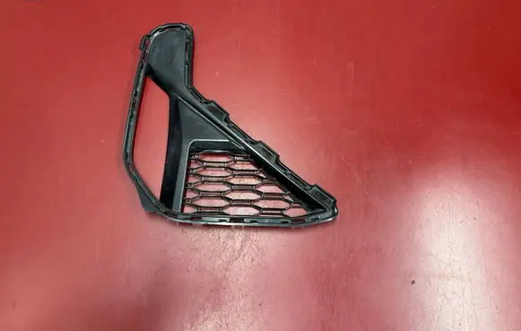BMW X1 U11 Front bumper lower grill 9881920 51119881920