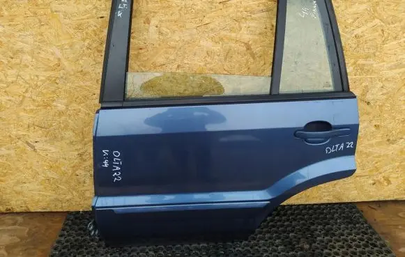 Ford Fusion Rear door