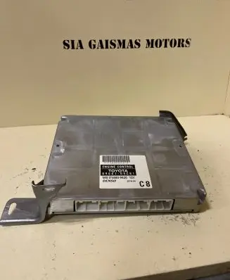 Toyota Avensis T250 Engine control unit/module 89661-05C81