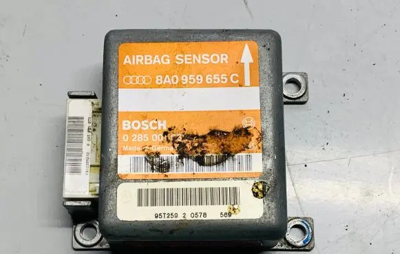 Audi A4 S4 B5 8D Airbag control unit/module 8A0959655C