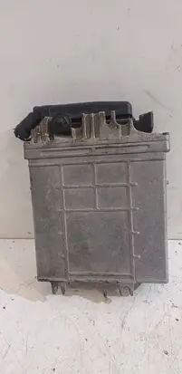 Renault Scenic I Engine control unit/module 0281010077 8200059885