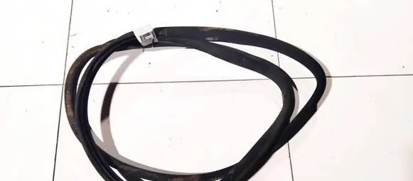 Mercedes-Benz C AMG W204 Rubber seal front coupe door 